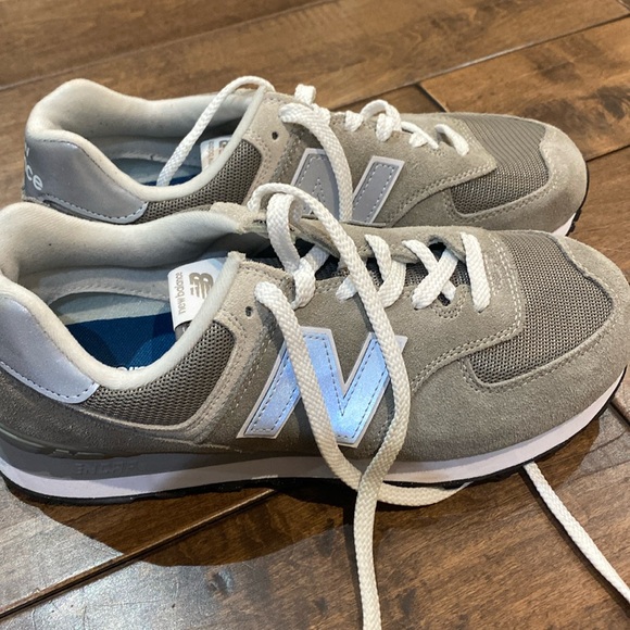 New balance 9.5 wide men’s - Picture 2 of 3